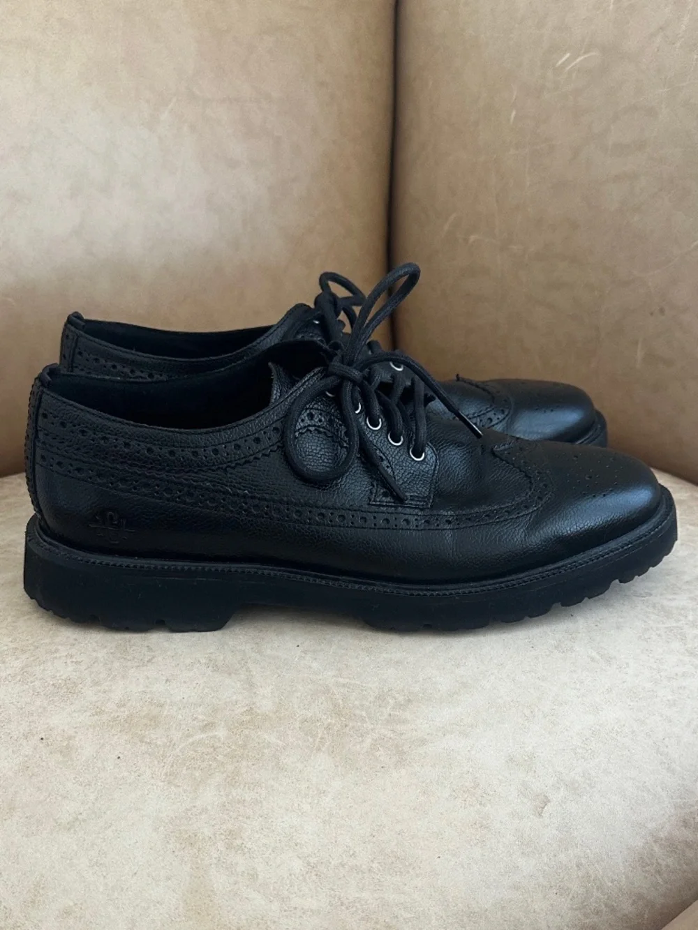 Cole Haan Men's American Classics Leather Longwing Oxford 10 Timeless Business